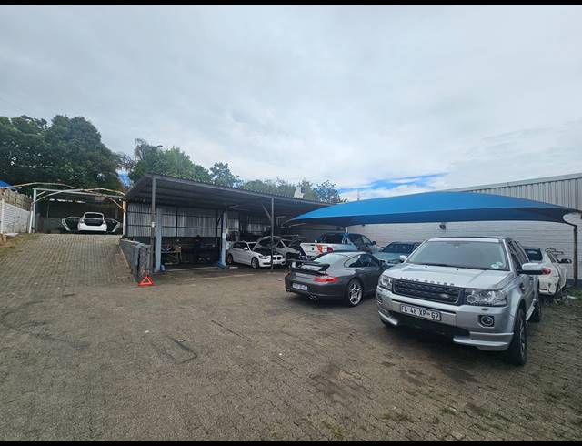 600M² WAREHOUSE FOR SALE IN ACTIVIA PARK